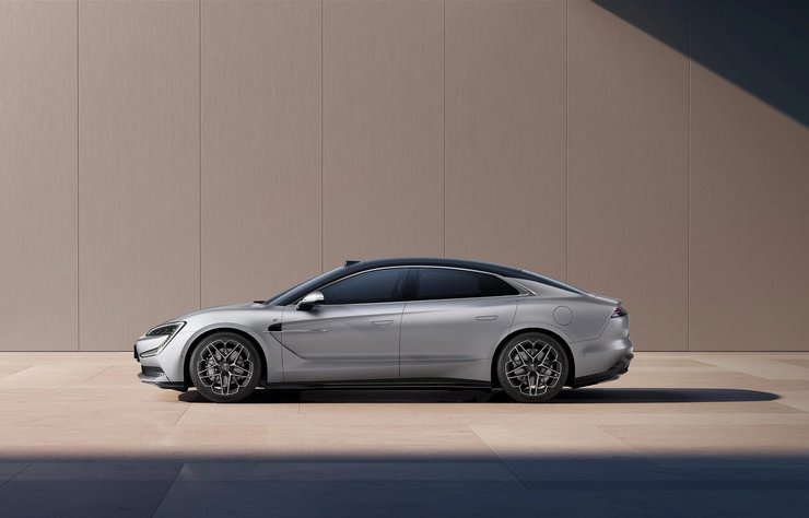 yangwang u7 2025, BYD Yangwang U7, Yangwang U7, новый BYD Yangwang U7, электромобиль BYD