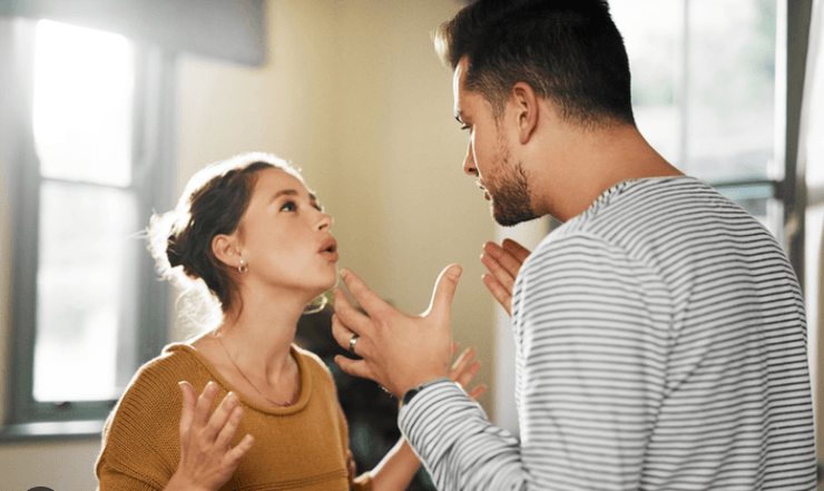 ссора, мужчина, женщина, ремонт на кухне, перестановка на кухне, муж готовит еду, кто должен готовить в семье, кухонные приборы, соцсети