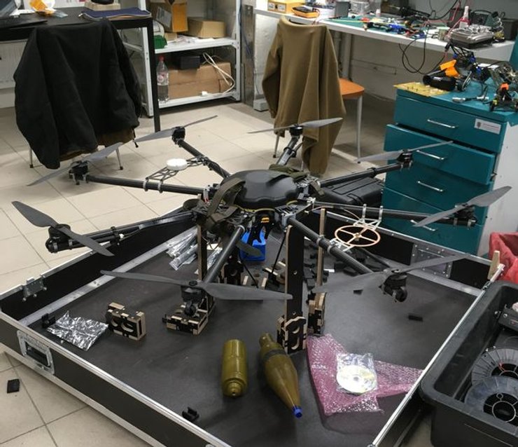 R18, октокоптер R18, дрон R18, Аеророзвідка