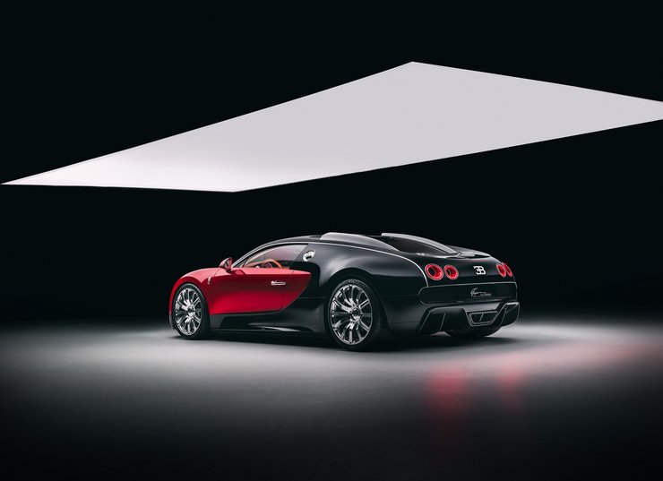 новый Bugatti Veyron