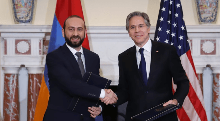 Блинкен и Мирзоян подписали меморандум о взаимопонимании по "стратегическому ядерному сотрудничеству"