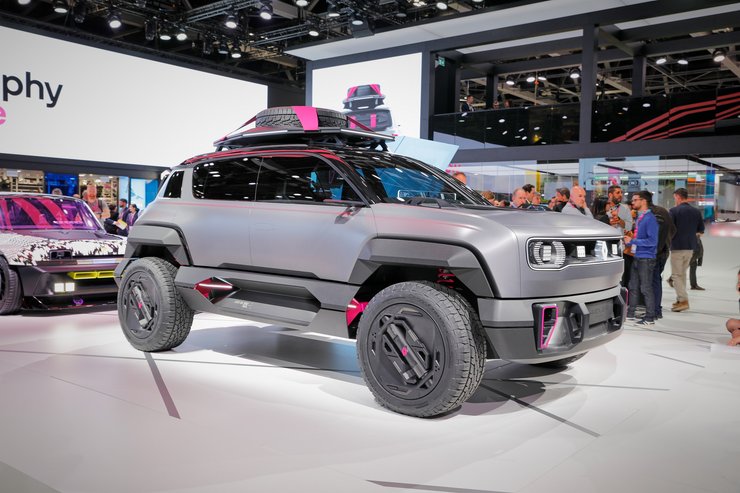 Паризький автосалон 2022, Паризький автосалон, автошоу в Парижі, Peugeot 408, Mercedes EQE, Jeep Avenger, Renault 4,