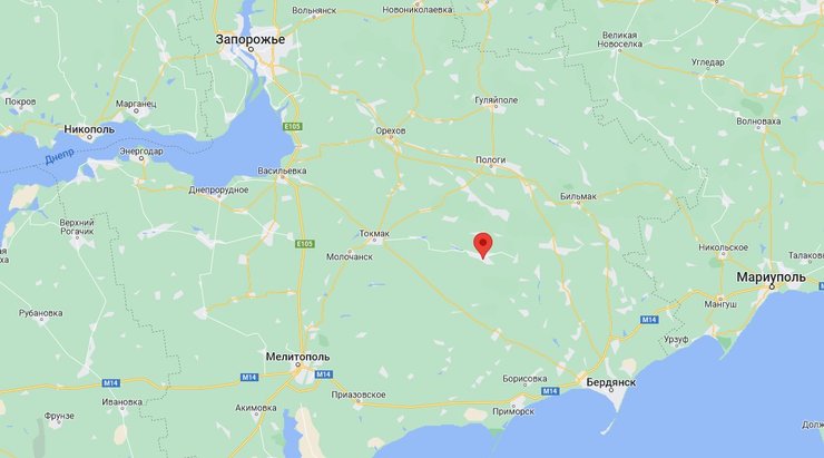 После того, как по позициям российских оккупантов рядом с селом Верхний Токмак и смт Черниговка в Запорожской области ВСУ нанесли удар, российские войска вместе с техникой отошли на другие позиции