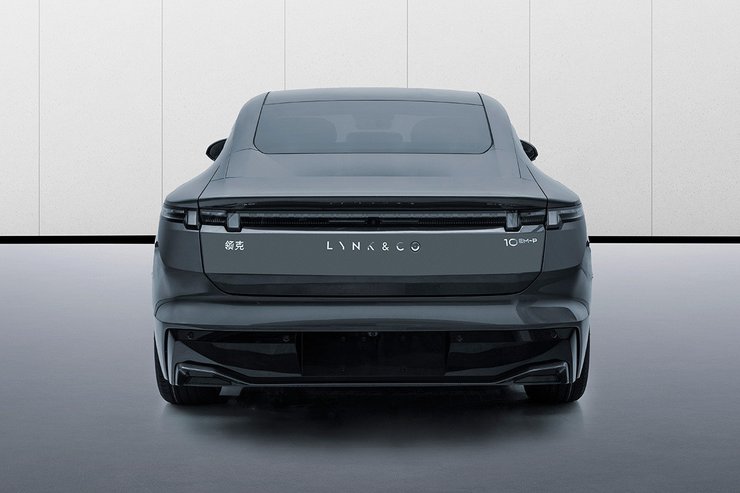 Электрифицированный седан Lynk & Co 10 на 530 сил