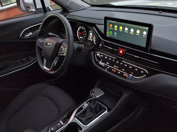 салон Москвич 3, новый Москвич, кроссовер Москвич, JAC JS4