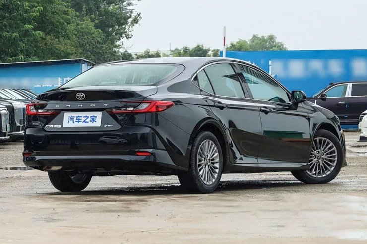 Toyota Camry 2027