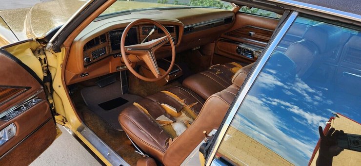 Buick Riviera, Buick Riviera 1973, заброшенные авто