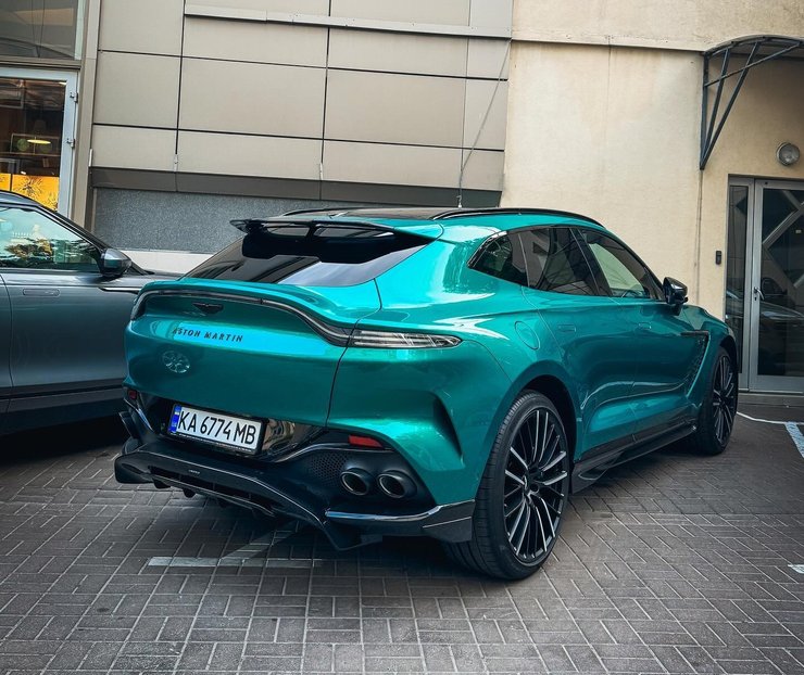 Aston Martin DBX, Aston Martin DBX707, кроссовер Aston Martin