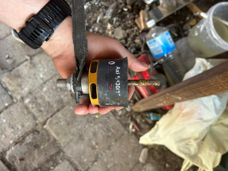 Двигун AXi 4120/20