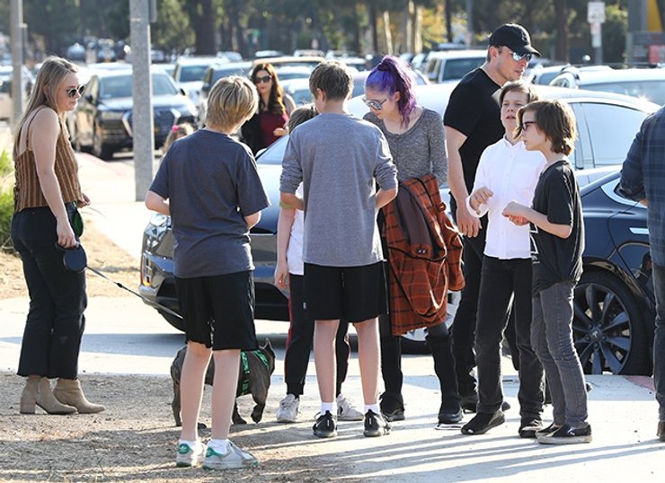 grimes, сыновья маска