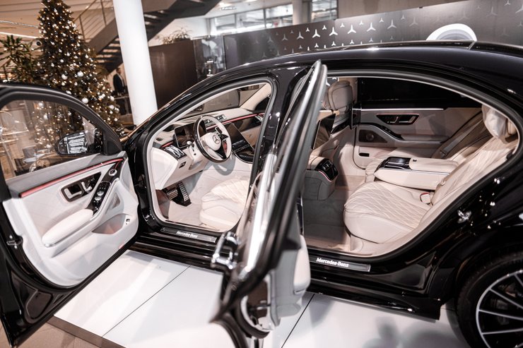 Mercedes-Benz S-Class W223