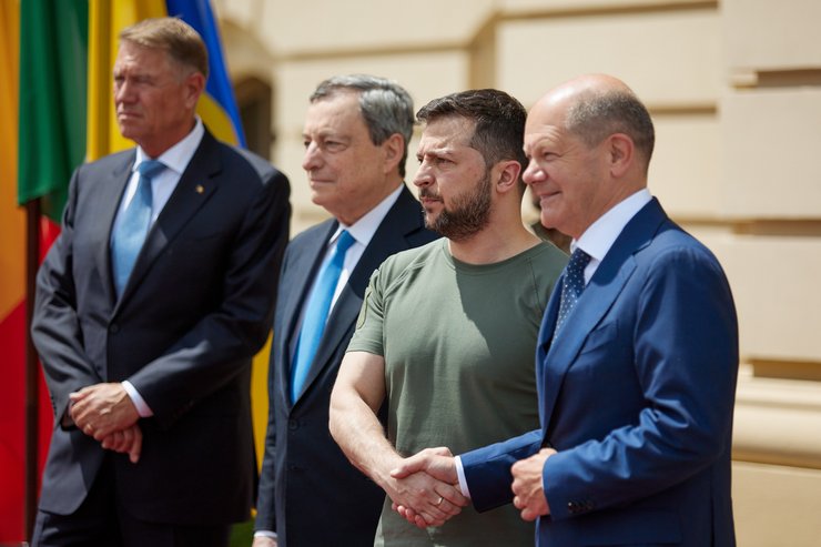 Эксперт: "Белый дом благословил четырех лидеров на поездку в Украину"