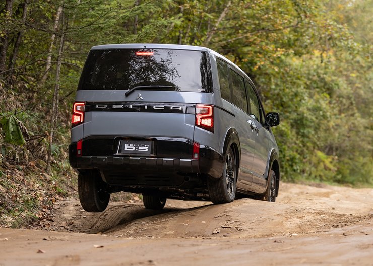 mitsubishi delica 2026 Mitsubishi Delica D5