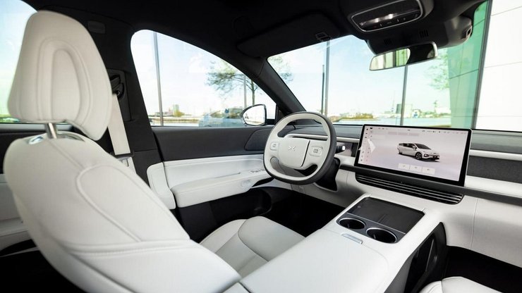 салон XPeng G6, XPeng G6, электромобиль XPeng, китайский электромобиль, XPeng G6, китайский электромобиль