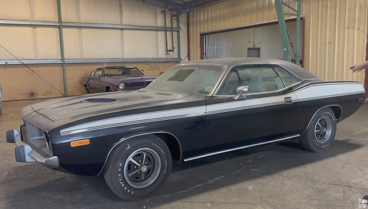 Плимут Барракуда 1974 года