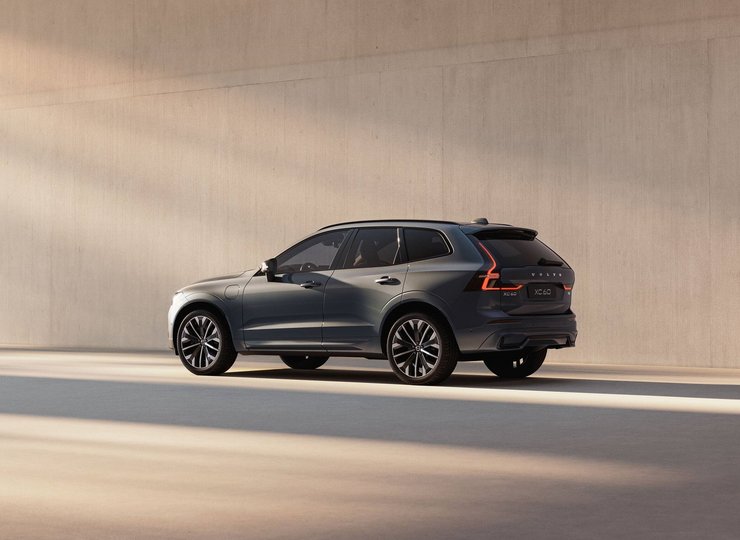 новый Volvo XC60, Volvo XC60 2025, Volvo XC60, Volvo XC60, кроссовер Volvo