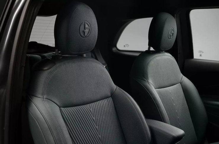 Салон FIAT 500 Armani, новый FIAT 500e, электромобиль FIAT