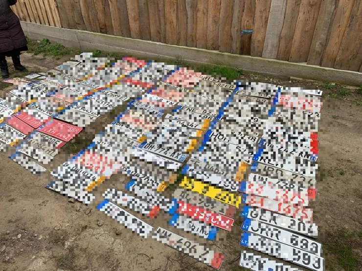 автомобілі, викрадення, номера,