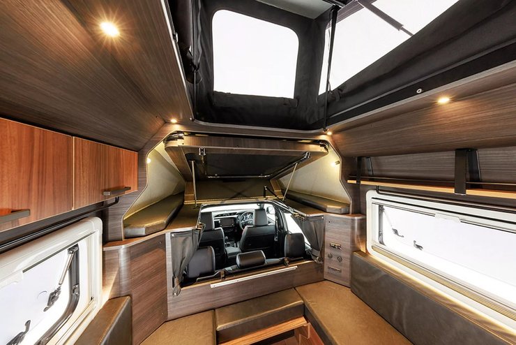 Автодом Тойота Хайлюкс, Пикап Toyota Hilux, Toyota Hilux, Toyota Hilux 2023, тюгнинг Toyota Hilux, Toyota Hilux GR Sport