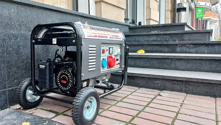 генератор, відключення світла, енергетичний імпорт, енергетика в Україні, проблеми з електрикою