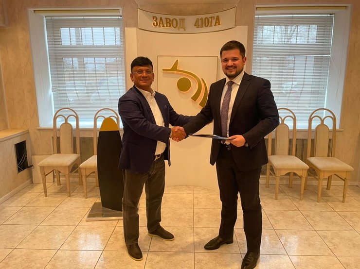 Махбуб Алам (ліворуч) та Олександр Пащенко (праворуч)