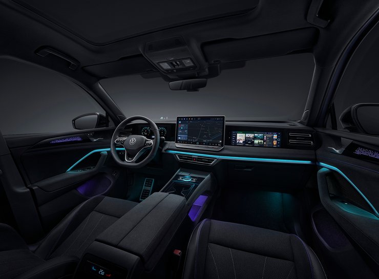 салон Volkswagen Tiguan L Pro, Volkswagen Tiguan, новий Volkswagen Tiguan, кросовер Volkswagen