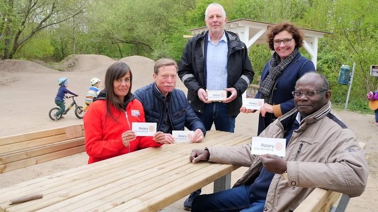 Иссифи Джибей германия Иссифи Джибей