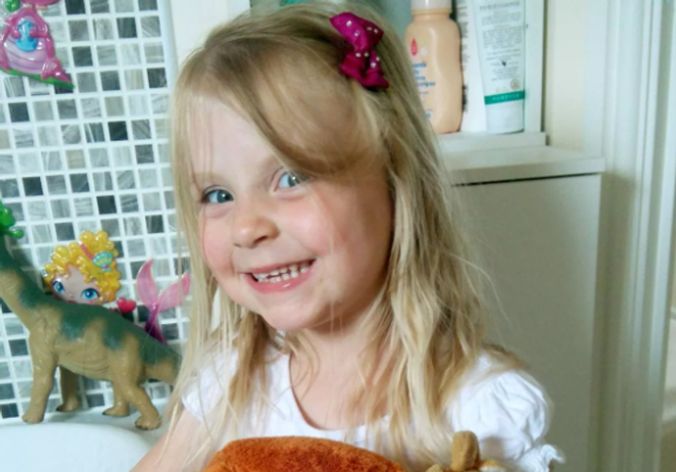 Зависимость от еды, пудинг, питание, рацион, курьезы, странное поведение, Таллула Дент из Стаффордшира, фото