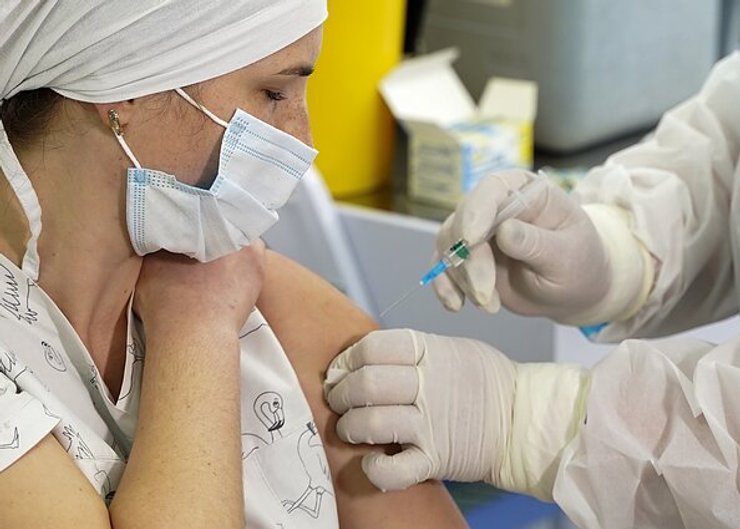 вакцина от COVID-19, вакцина против коронавируса,