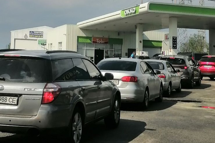 дефіцит бензину, зростання цін на бензин, ціна на дизель, ціна на газ в Україні, дефіцит палива в Україні, ціни на автозаправках, ціни на АЗС, ціни на бензин у червні, де купити бензин заправки, купити дизель, на яких АЗС знайти паливо, постачання палива в Україну,