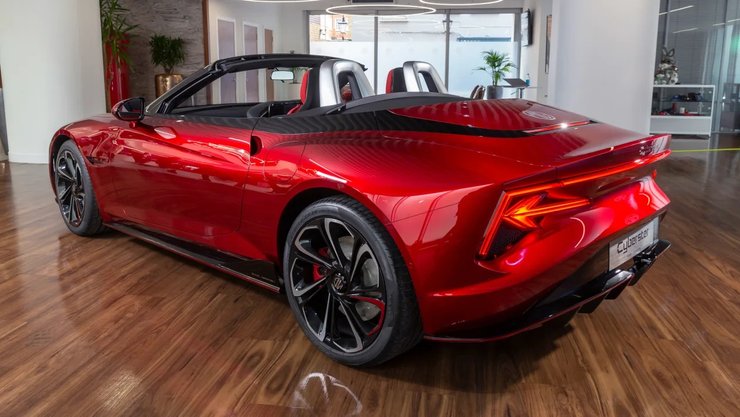 электромобиль MG Cyberster, электромобиль MG, MG Cyberster, новый MG Cyberster, MG Cyberster 2024, новый MG