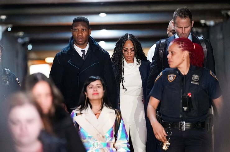 Джонатан Мейджорс, канг завоеватель, звезда марвел, домашнее насилие