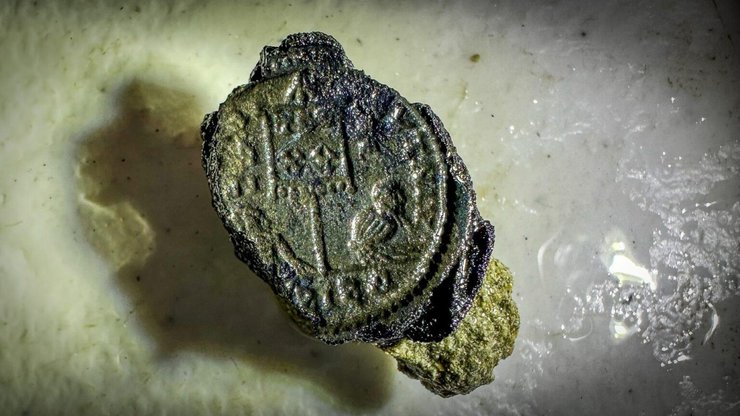 археологи знайшли унікальні амфори