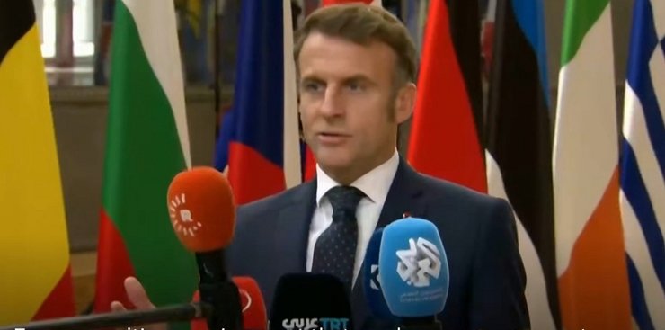 эмманюэль макрон микрофоны