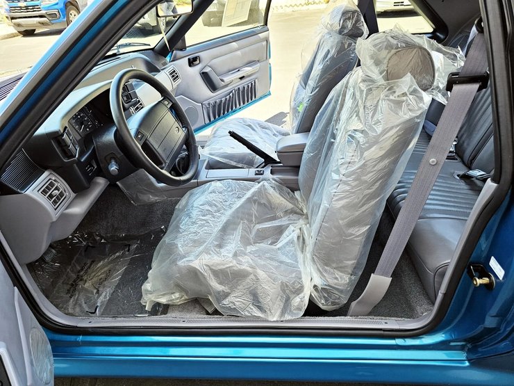 салон форд мустанг 1993, форд мустанг, форд мустанг 1993, форд мустанг SVT Cobra, капсула времени