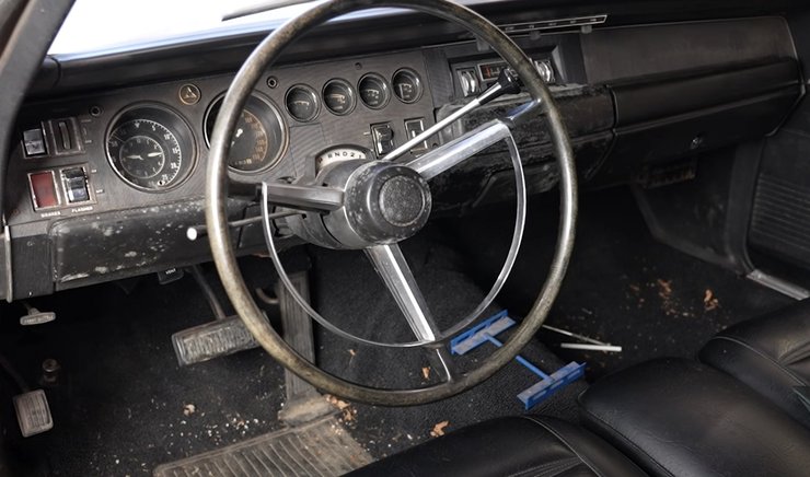 салон Dodge Charger, Dodge Charger 1968,  Dodge Charger R/T, спорткар Dodge