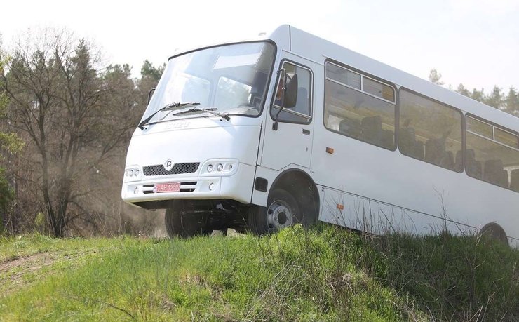 автобус Ataman