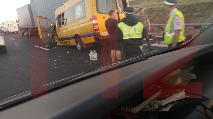 авария, крым, микроавтобус