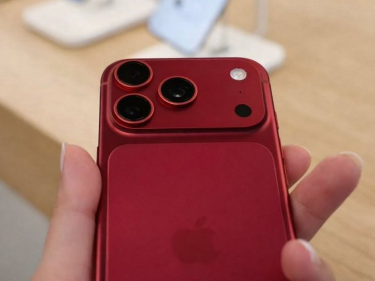 iPhone 18 Pro смартфон цена