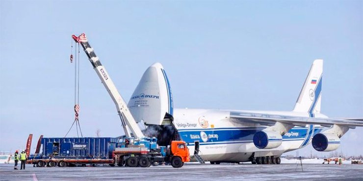 самолет руслан, ан 124, торонто, волга днепр, арест самолета