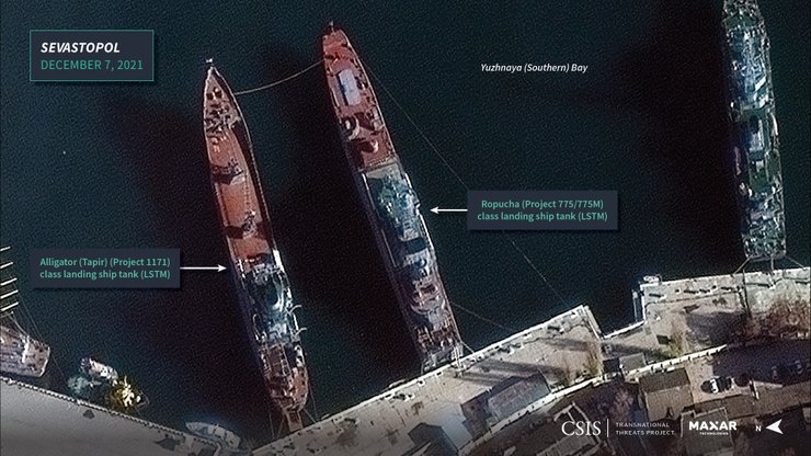 вид на кораблі з космосу, російські кораблі, кораблі рф, кораблі рф у криму, севастопольська бухта, чорноморський флот