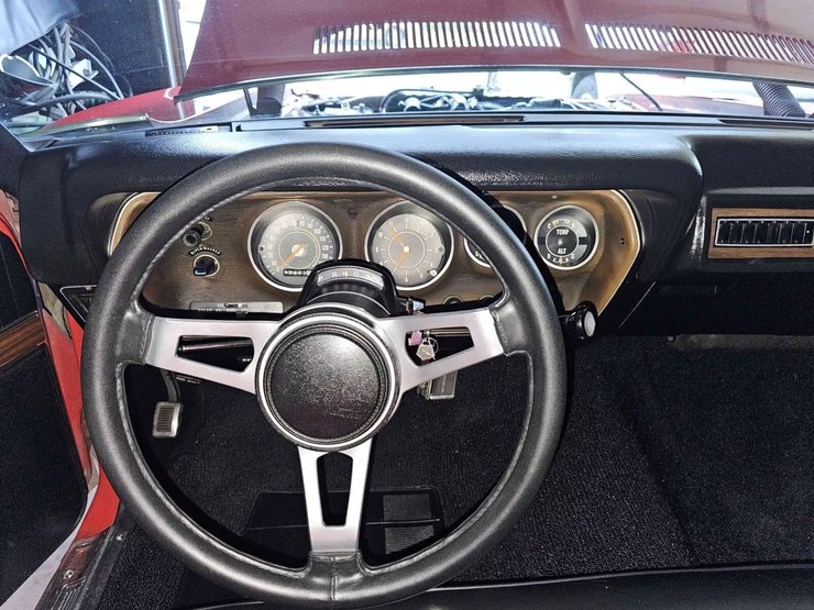 салон Додж Чарджер 1972 года, Додж Чарджер