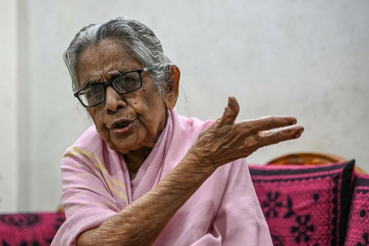 Чилукури Сантамма бабушка Уши Вэнс