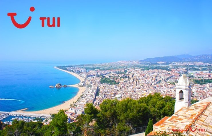 У компании TUI - огромная сеть туристических агентств в Украине, многие ведут работу по франшизе оператора