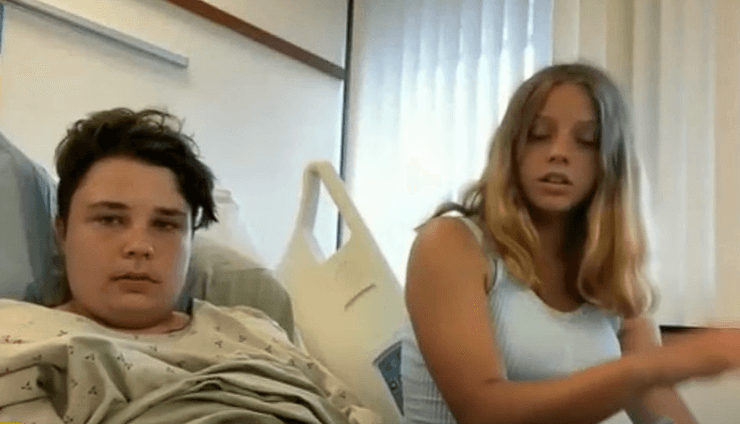 Акула напала на підлітка, напад акули, акула вкусила хлопчика, знепритомнів, зробили операцію, розповів про акулу