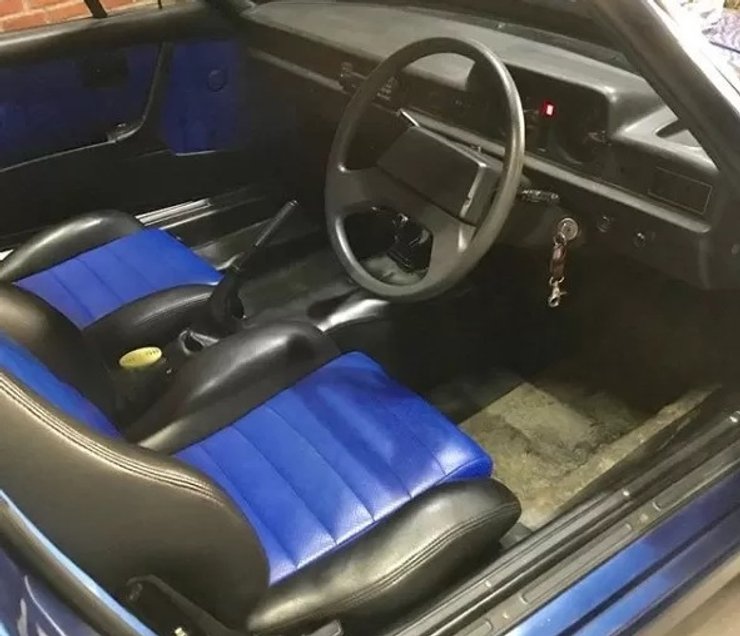 салон мазда 323, Porsche 911, клон Porsche 911, копия Porsche 911