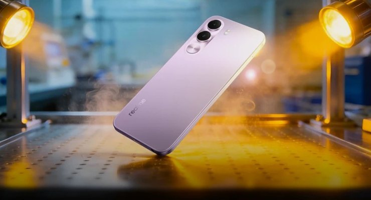 Телефон Realme C100i