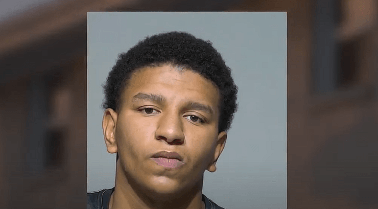 Парень ворвался в дом женщины в США, грабитель, вор, преступник, ворвался в дом, проник в дом ночью, напал на женщину