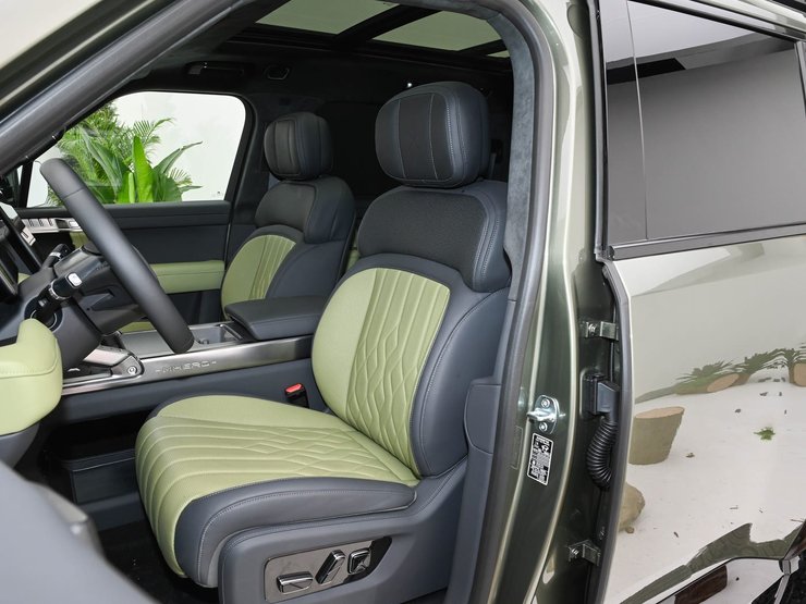 Салон Dongfeng 817, новый Dongfeng Warrior, Dongfeng Warrior M817, китайский внедорожник