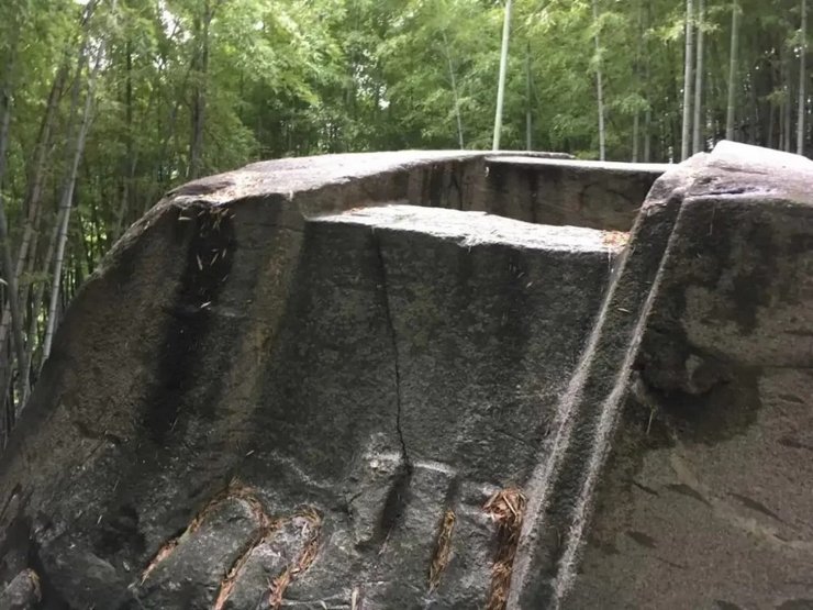 неоліт, корабель, курган, Японія, пам’ятники, дослідження, таємниця, споруда, земляні кургани, буддійський храм, скельний корабель, усипальниця